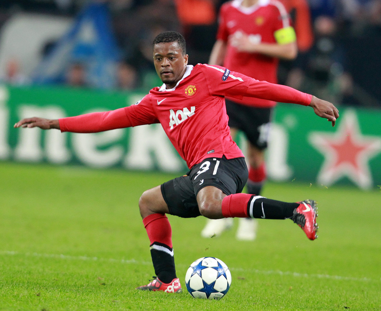 她的目标是 她的目标是